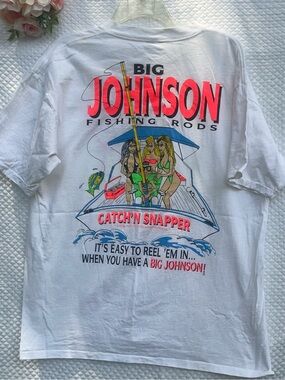Big Johnson Fishing Rods "Catch'N Snapper" Graphic Tee - White
